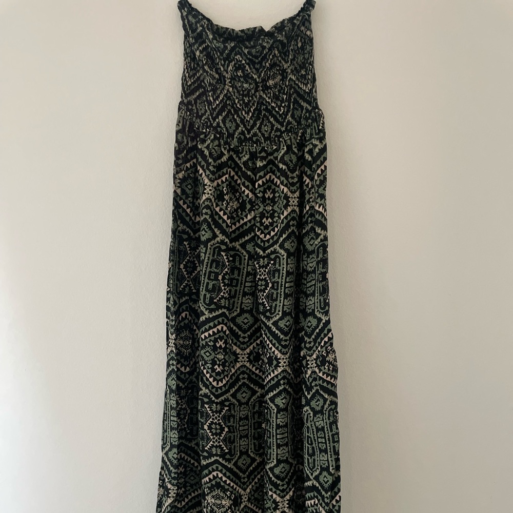 Tube Green long olive/black dress